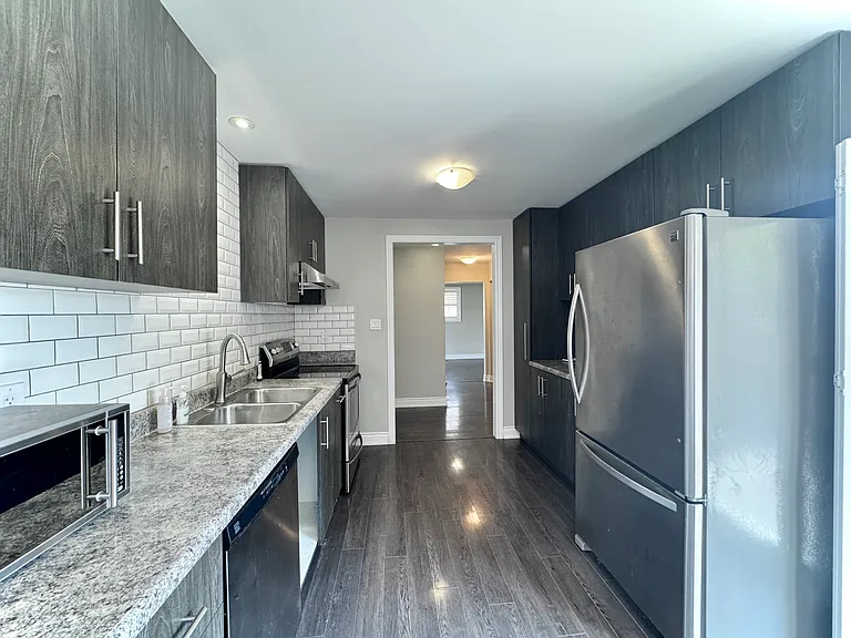 1130 Melton Dr #MAIN — Photo 2