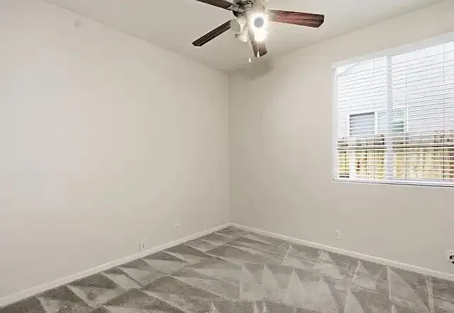 10052 Tittle Way — Photo 15