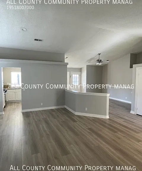 31176 Lahontan St — Photo 2