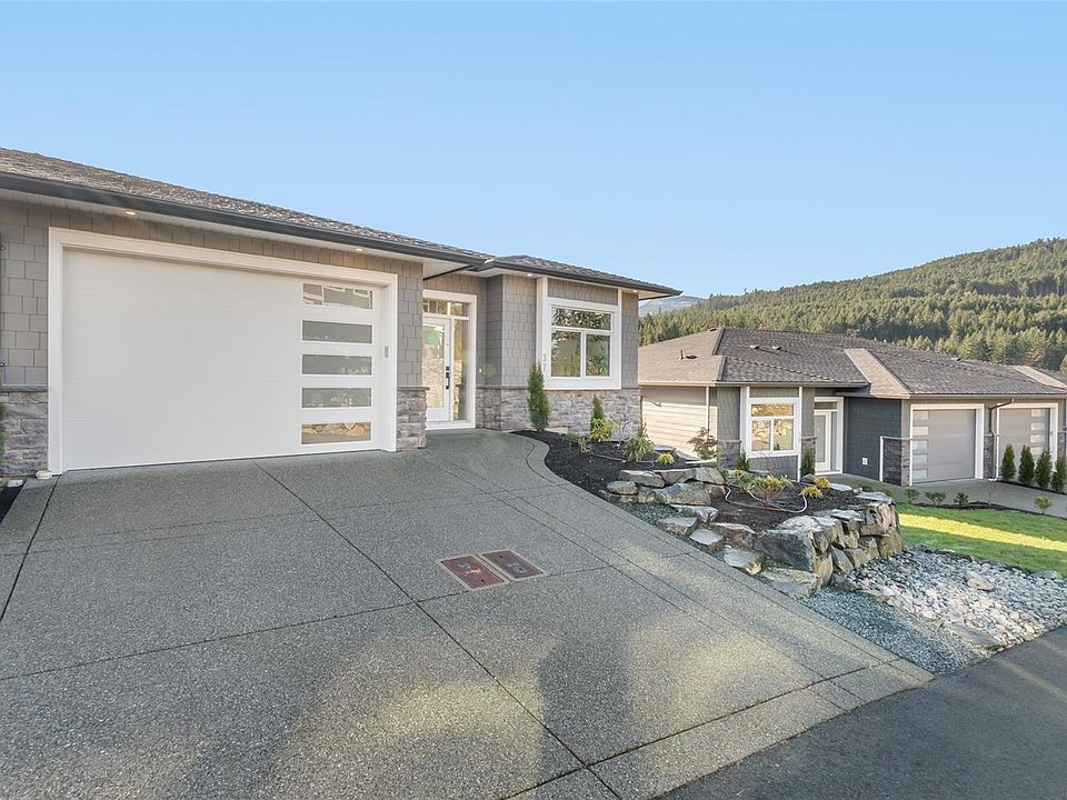 1st image of 626 Farrell Rd #38