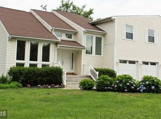 6134 Fishers Station Rd, Lothian, MD 20711