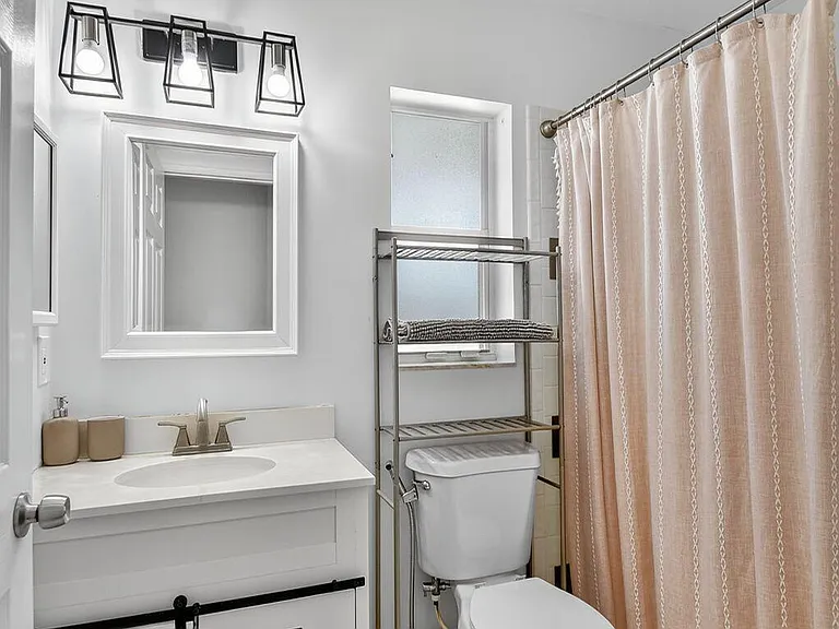 1891 Oak Berry Cir — Photo 24