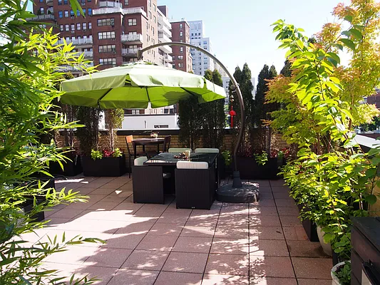 Rented by Realmart Realty LLC | media 8