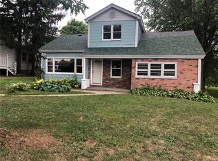 1204 Middle Rd, Oswego, NY 13126