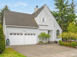 957 16th Ct, Mukilteo, WA 98275