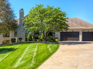 5924 Dogwood Ln, West Des Moines, IA 50266