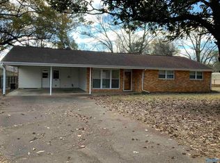 6303 Marsh Ave NW, Huntsville, AL 35806