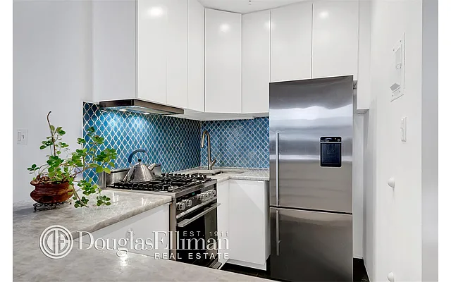 Sold by Douglas Elliman | media 16