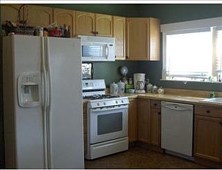 3rd image of 345 Saint Charles St