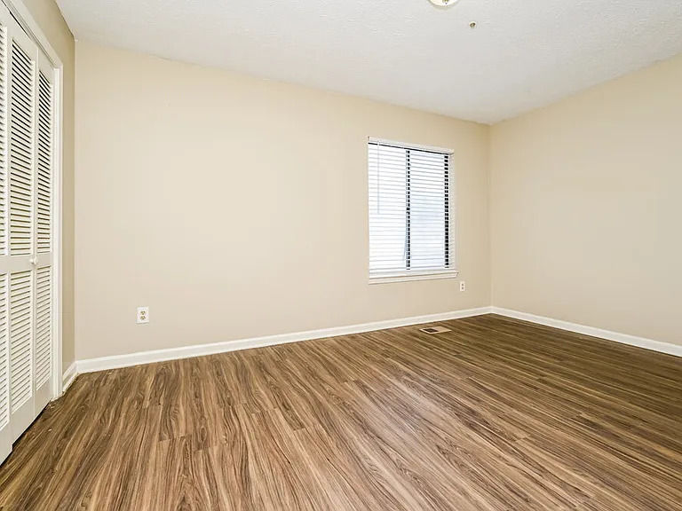 5796 Trent Walk Dr — Photo 12