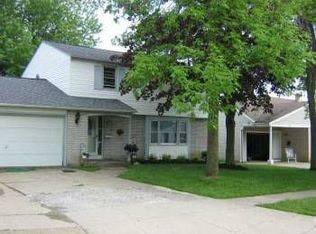 47 Chateau Ct, Depew, NY 14043