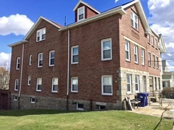 111 Union St #3 — Photo 1