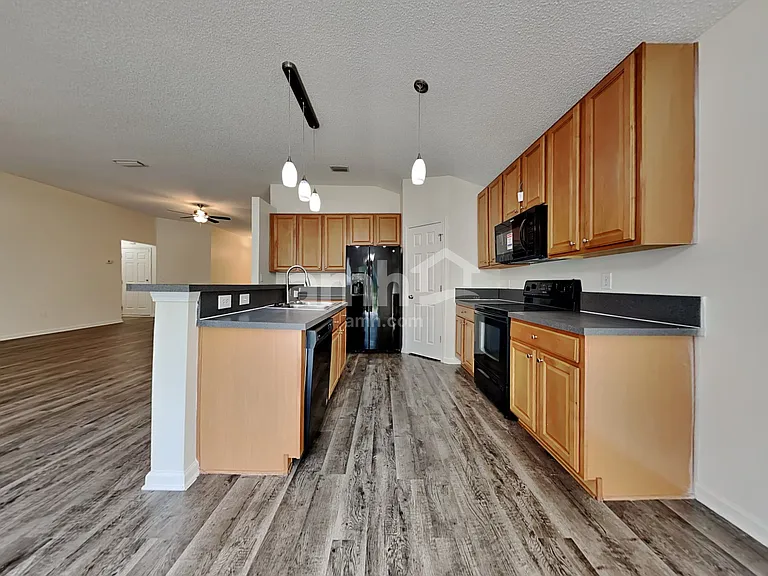14249 Fish Eagle Dr E — Photo 3