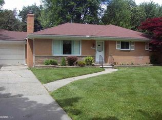 38885 Reimold St, Harrison Township, MI 48045