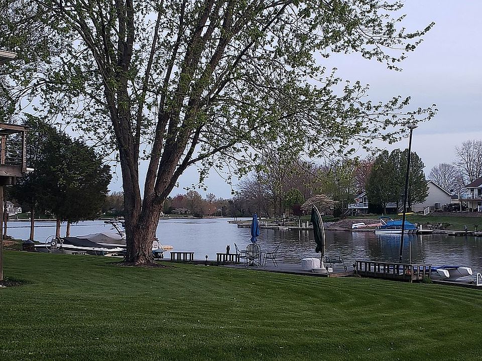 2nd image of 1113 Stuttgart Dr