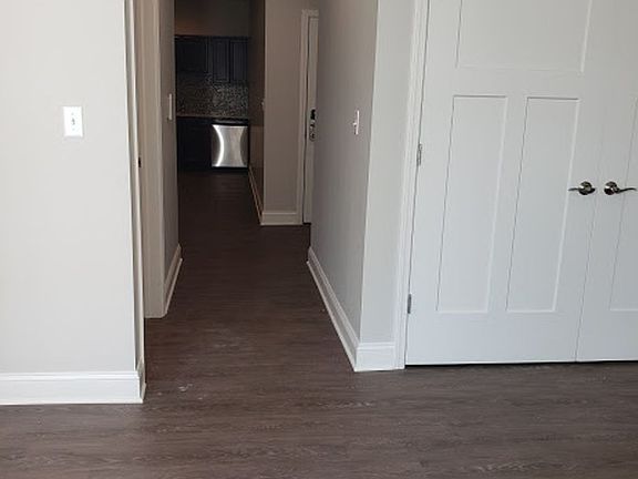 4th image of 86 Dana Ave #406
