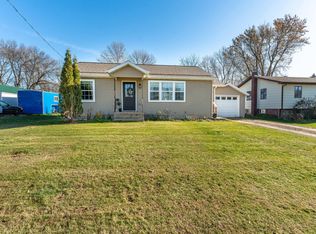 406 1st St N, Hoffman, MN 56339