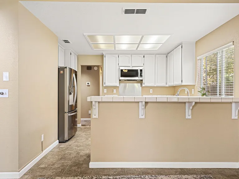 142 Kennerly Way — Photo 8