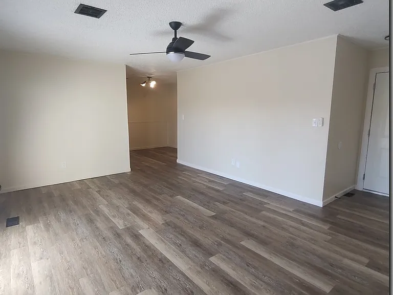 6023 S Madison Ave — Photo 6