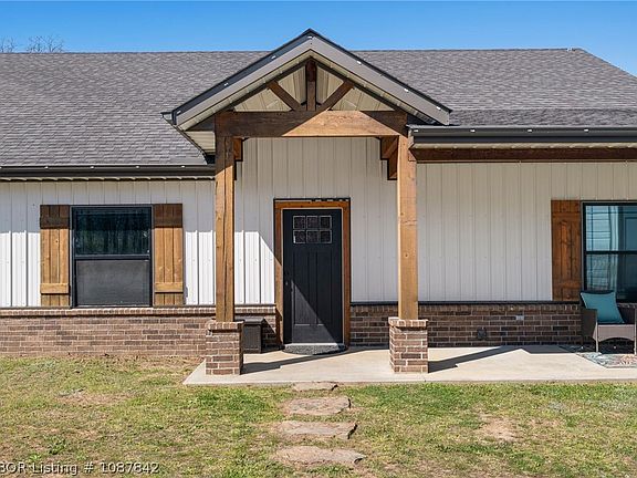 2nd image of 475675 E 1093rd Rd