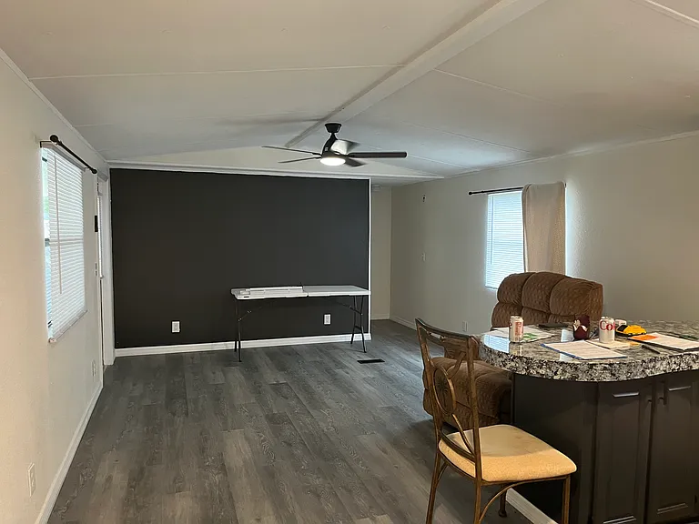 18816 Seacraft Dr — Photo 2
