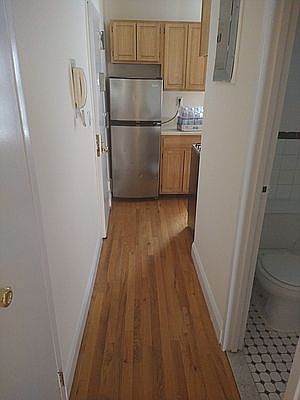 5th image of 56 Pike St #1D