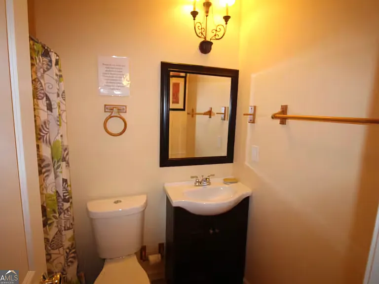 4168 Connor Dr #B — Photo 3