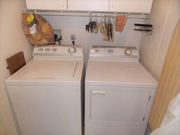 5th image of 1751 Red Pine Ave