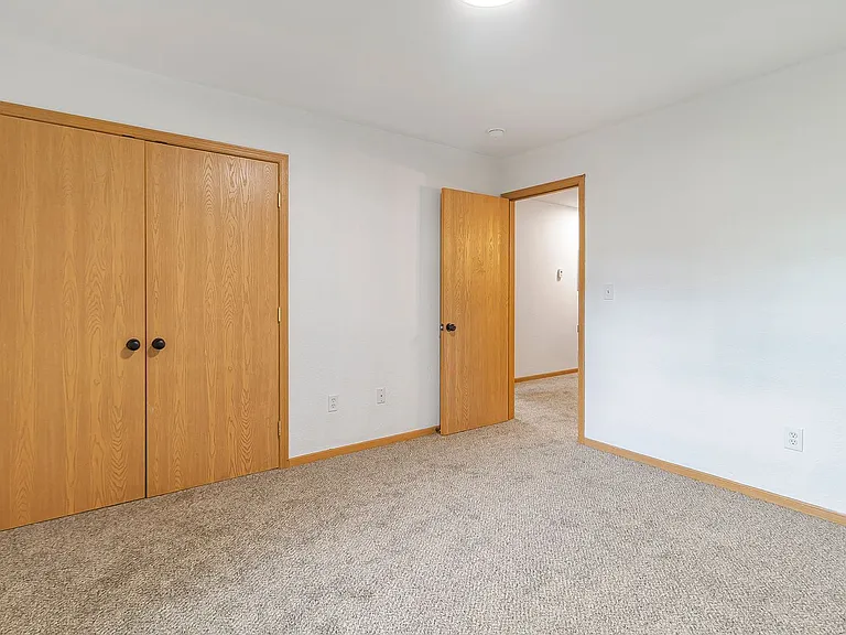 205 Emerson St — Photo 9