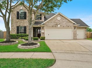 1914 Highland Point Ct, Pearland, TX 77581