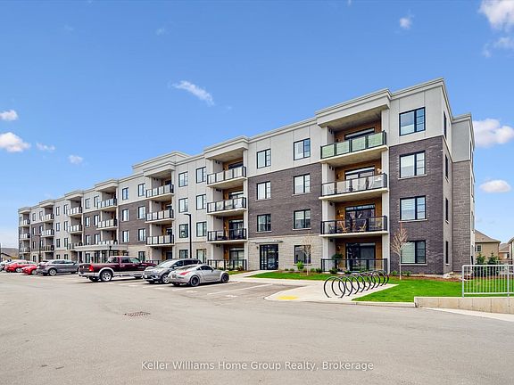 3rd image of 99 B Farley Rd #203