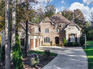 256 Bay Shore Loop, Mooresville, NC 28117
