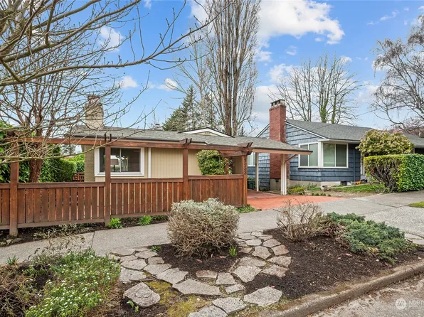 4553 49th Avenue NE, Seattle, WA 98105