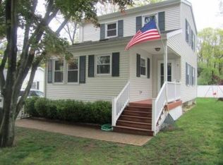 5 Cedar Trl, Danbury, CT 06811