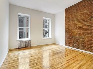 321 W 47th St APT 3B, New York, NY 10036