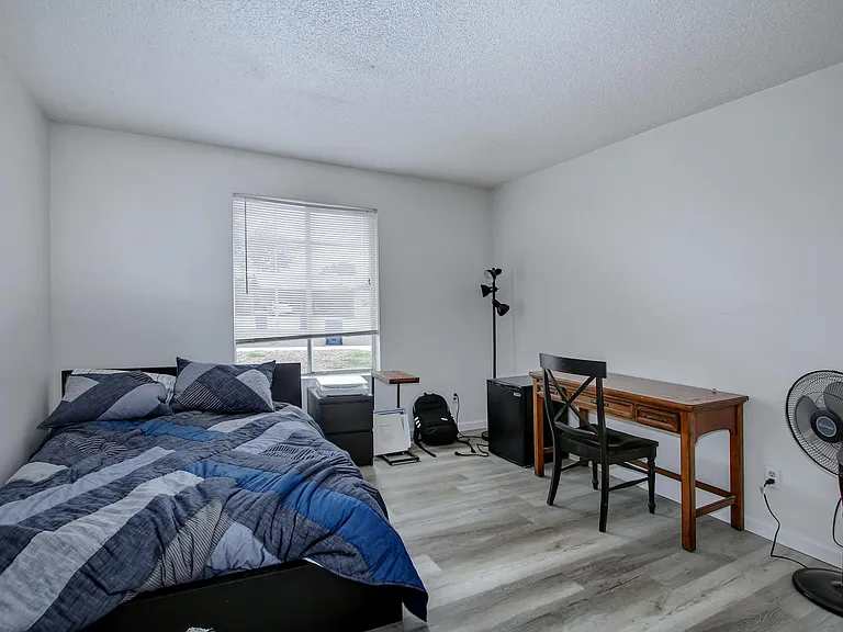 1702 E El Parque Dr — Photo 15