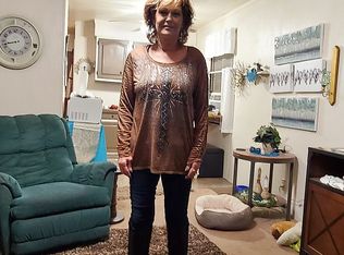 318 E Orchard Ln TRLR 23, Carlsbad, NM 88220