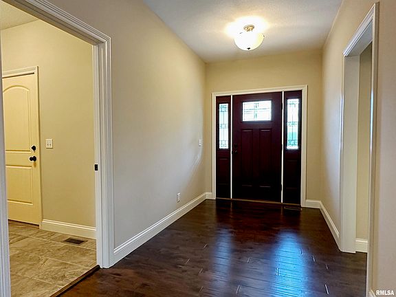 4th image of 7609 N Walnutbend Dr #25