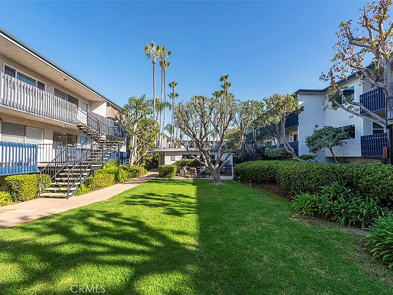 25930 Narbonne Ave #135 — Photo 7