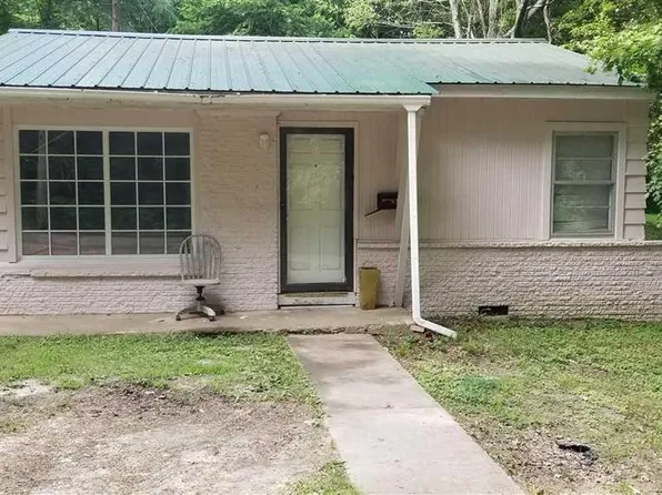 411 Lee St, Martin, TN 38237