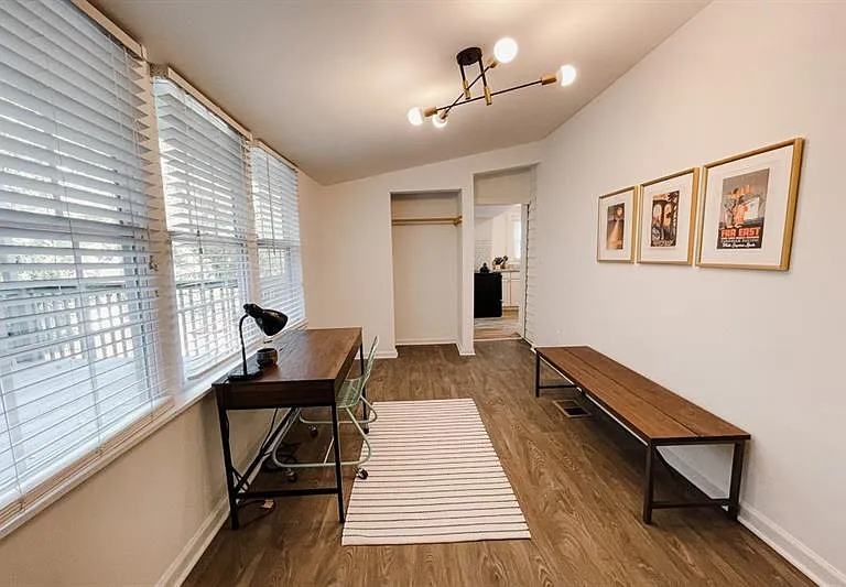 1408 Memorial Dr SE #UPSTAI — Photo 25