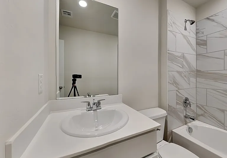 2800 Tracys Mnr — Photo 14