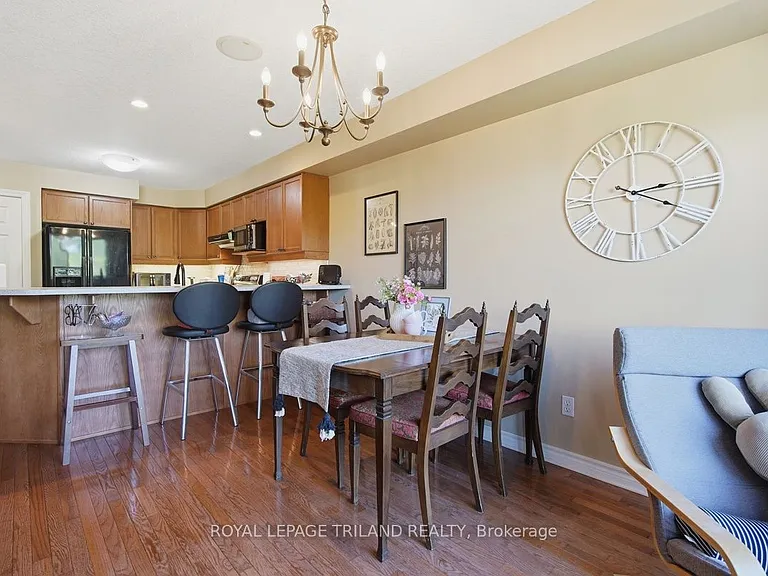 600 Hyde Park Rd #127 — Photo 11