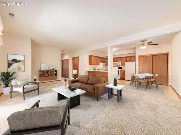 6208 South Creekside DRIVE #1, Cudahy, WI 53110