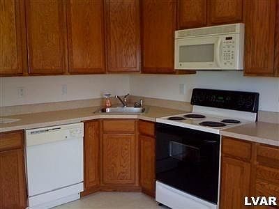 1st image of 974 Nittany Ct