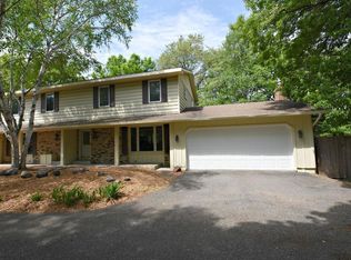 5704 Hansen Rd, Edina, MN 55436