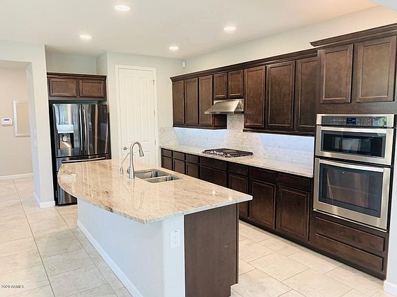 3rd image of 4119 S Pecan Dr
