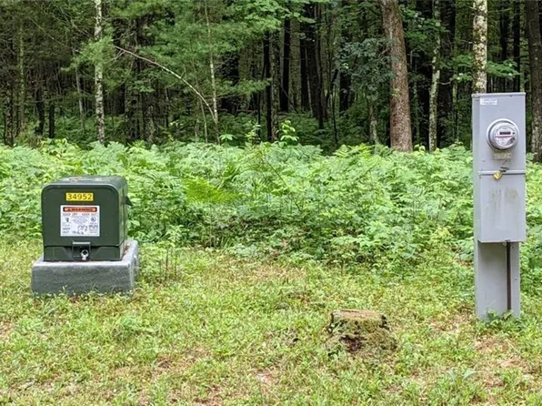 12719 Kempton Road, Augusta, WI 54722