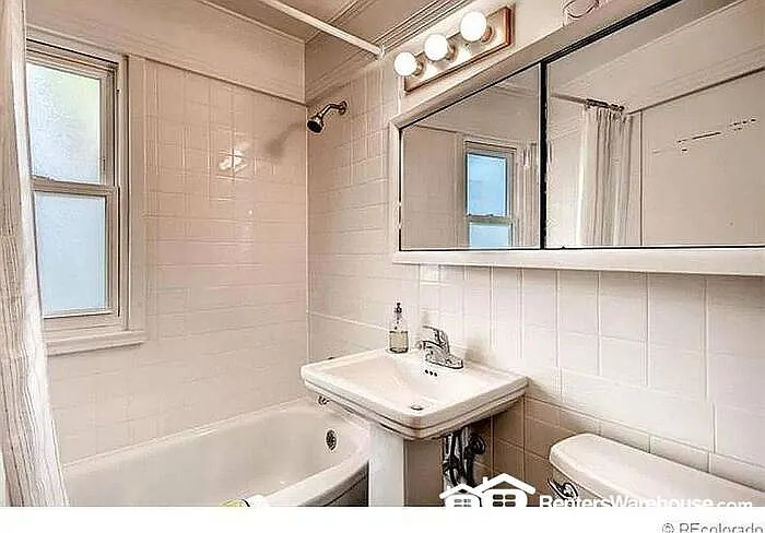 3030 S Bellaire St — Photo 17