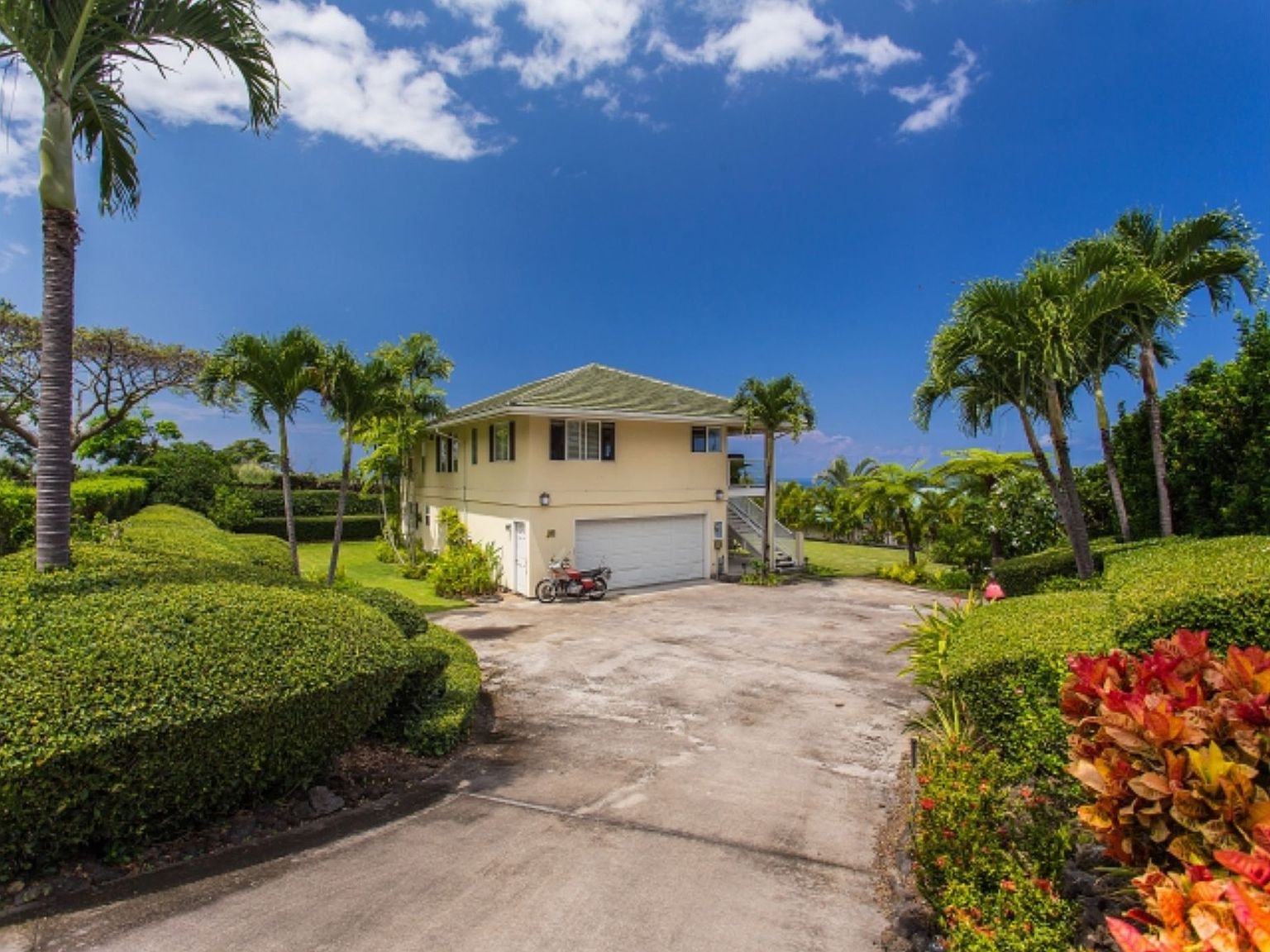 75-5616 Hienaloli Rd #J, Kailua Kona, HI 96740 | Zillow